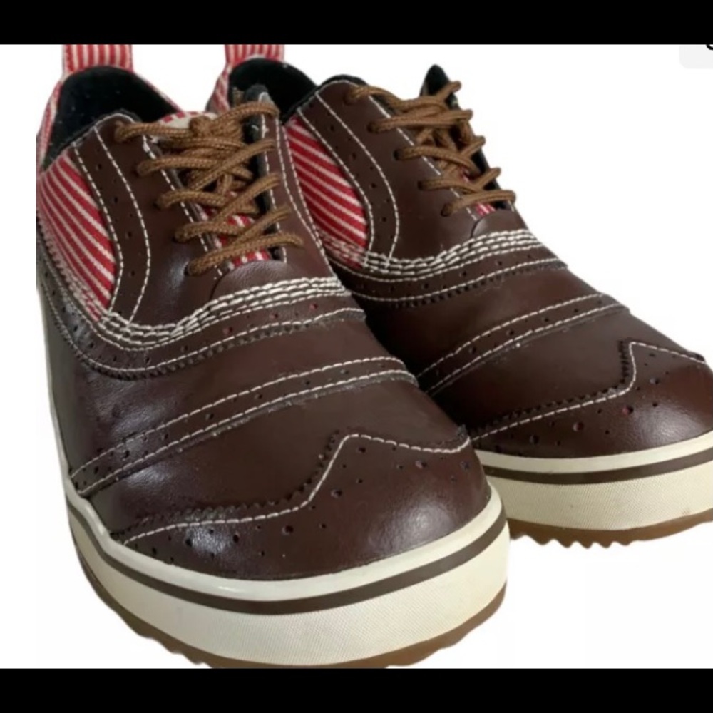 Women’s Sorel Tivoli Wing Tip Oxfords 💦waterproof💦